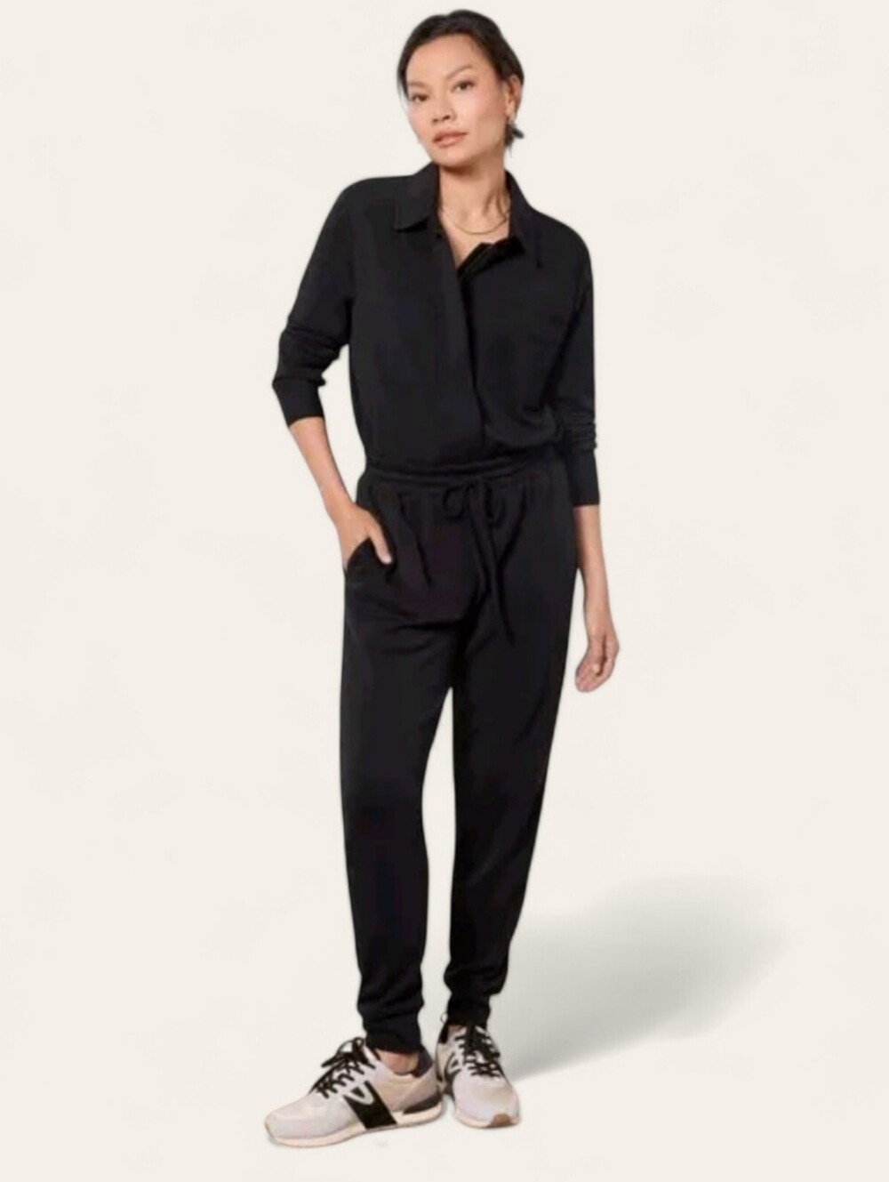 NWT EVEREVE Myra Women's Black Zip-Front Long Sleeve Jogger Jumpsuit Size XS